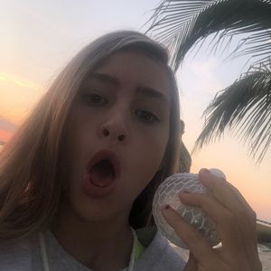 Meet your Posher, Juliette